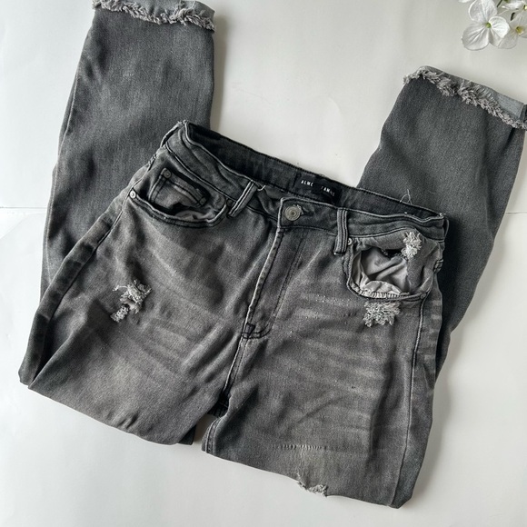 3/$20 Almost Famous Black wash/Gray  Distressed Jeans - Picture 3 of 7